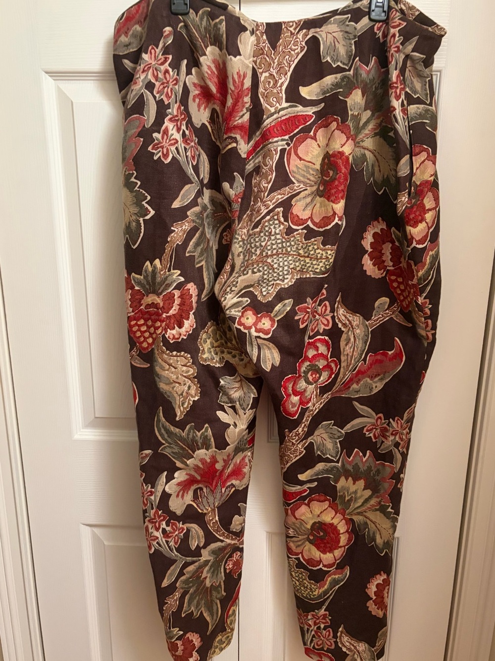 Vintage LAUREN Ralph Lauren linen trousers in brown w/ red/green floral pattern - Picture 4 of 7